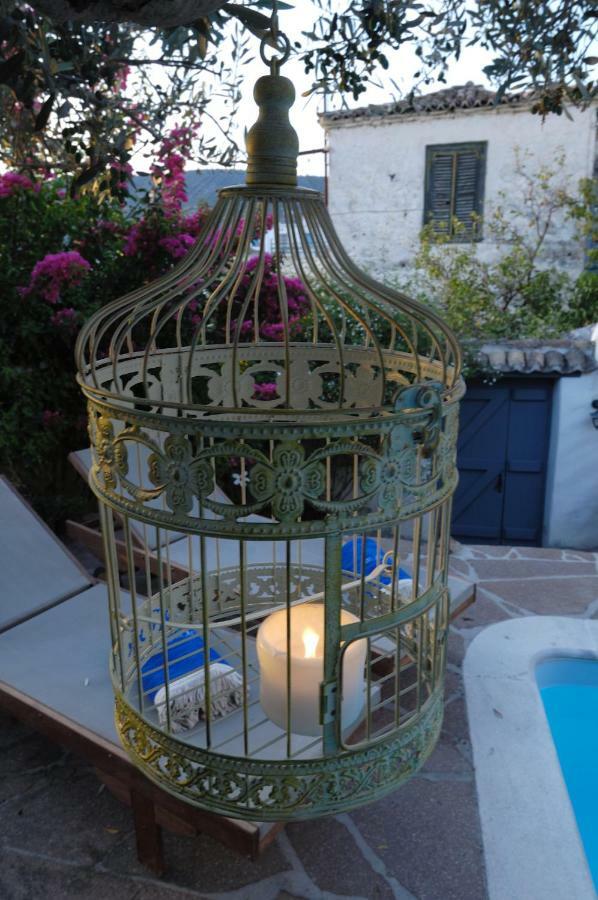 Poros Town Anemone Residence מראה חיצוני תמונה